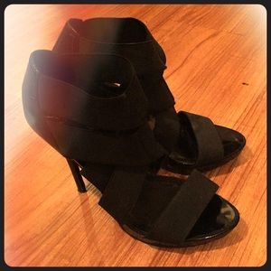 Sexy 4.5” Elastic Strap Stilettos